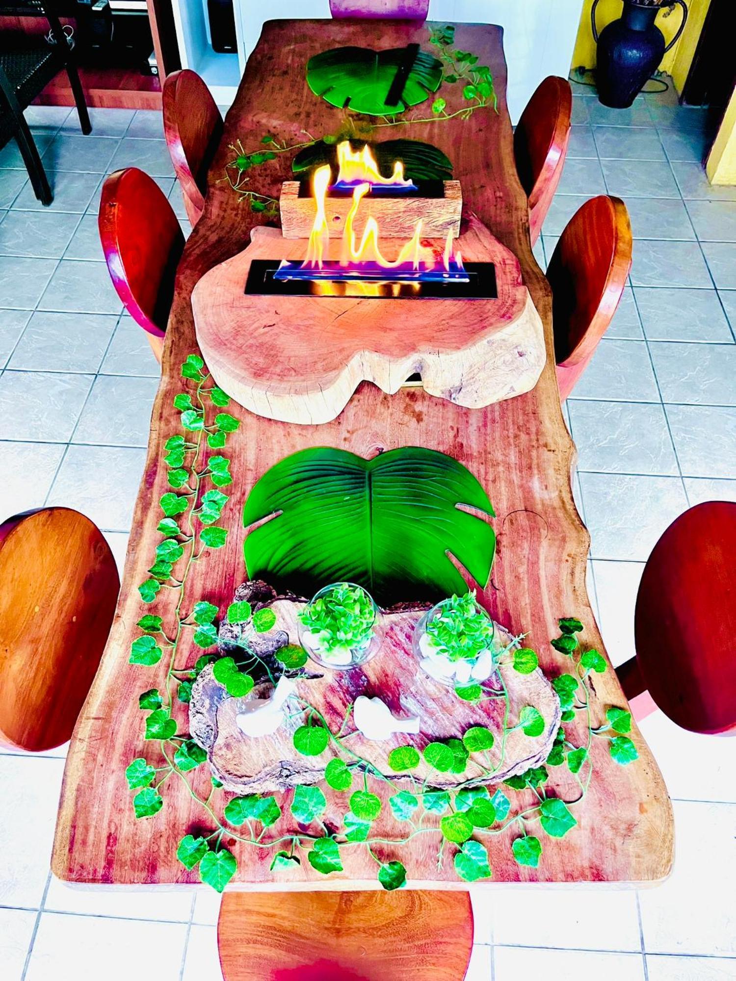 Casa Santa Felicidade - *